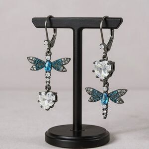 🦋 Betsey Johnson unique drop dangle earrings 🦋